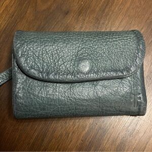 Frye Nora Knotted Blue Green Pebbled Leather Small Snap 3 fold Wallet Like New